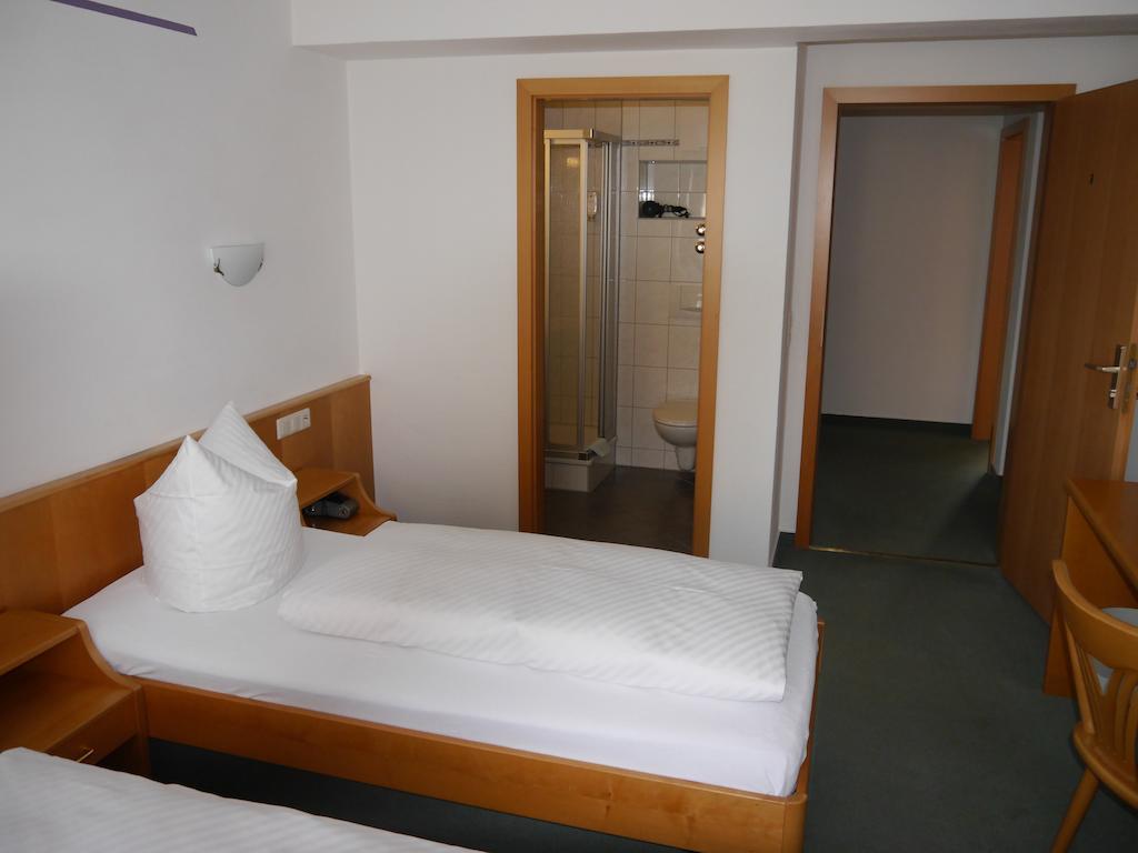 Gasthof Hotel Adler Inneringen エクステリア 写真